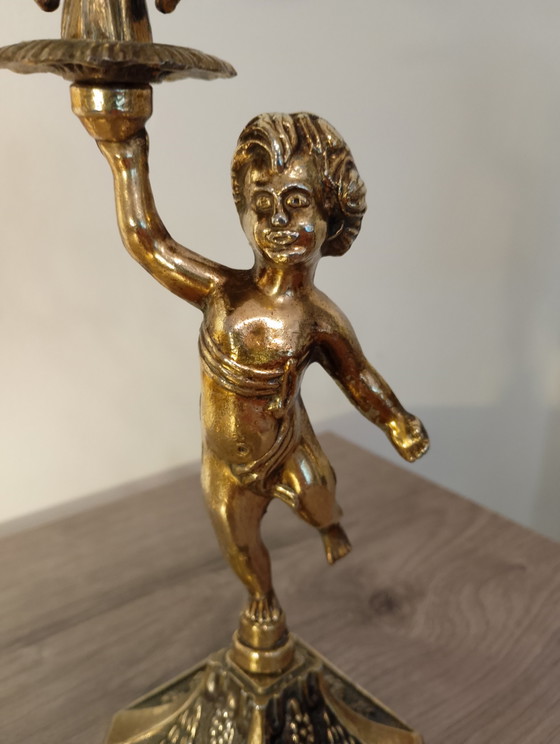 Image 1 of Paar bronzen kandelaars met putti, Franse kunst, Lodewijk XVI-stijl, 19e eeuw