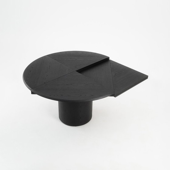 Image 1 of TABLE ROUND/SQUARE QUAD0 Black Oak – Simple Table, Amazing Function
