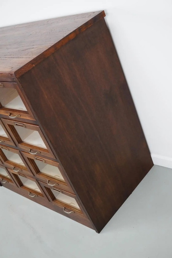 Image 1 of Armoire de mercerie/vitrine vintage en chêne hollandais, années 1950