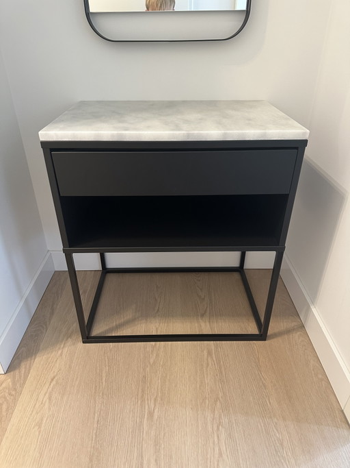 Vikhammer-Schrank mit Steinmarmorplatte – nachtkastjes, Marble, Metal