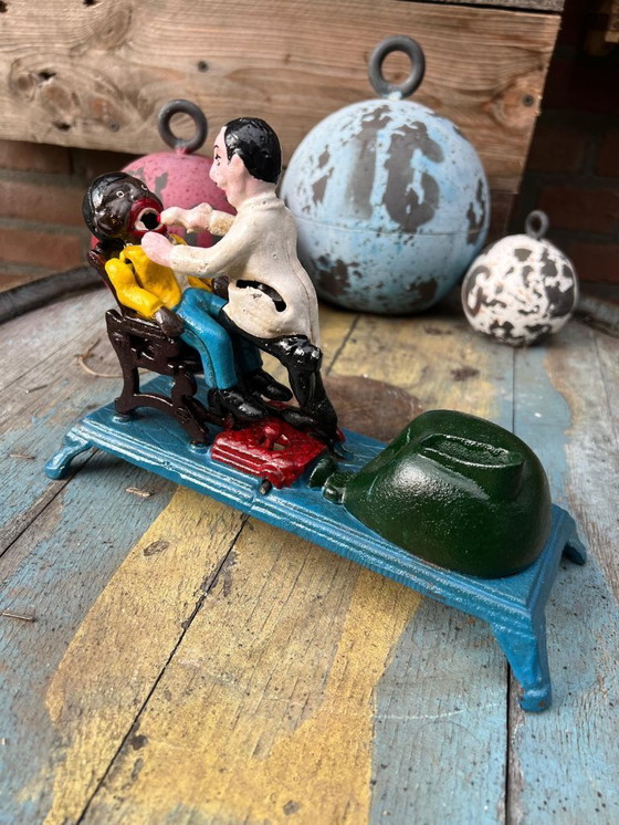 Image 1 of mechanische Spardose Zahnarzt