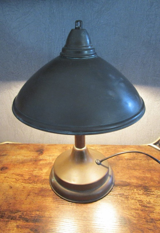 Image 1 of Lampe à poser en laiton