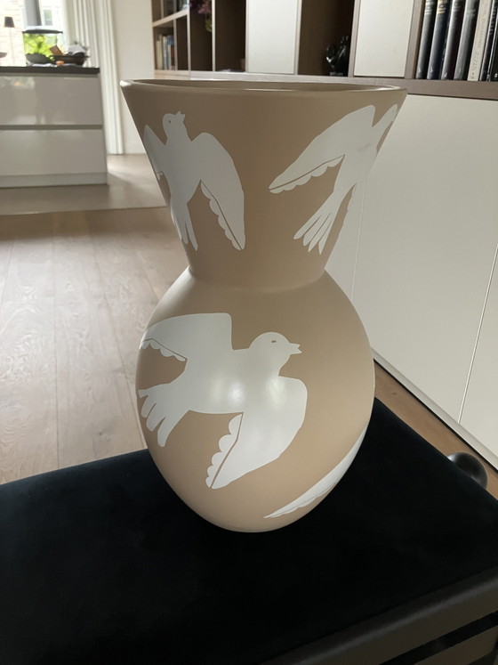 Beautiful Tall Vase – Karwei, Ceramic (photo 4 of 5)