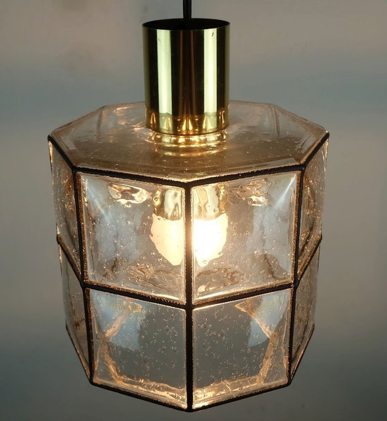 Image 1 of vintage jaren 1960 70 glashuette limburg hanglamp helder glazen kap en messing