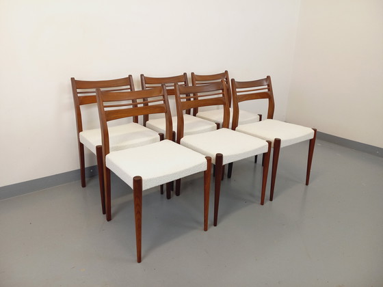 Image 1 of Suite Of 6 Vintage Scandinavian Teak And Bouclette Fabric Chairs From The 60s