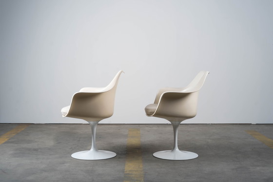 Image 1 of Eero Saarinen - Sillones Knoll 'Tulip'