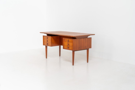 Image 1 of Ampia scrivania nello stile di Kai Kristiansen (Danimarca, anni '60).