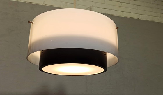 Image 1 of Lampada a sospensione moderna di metà secolo in bianco e nero