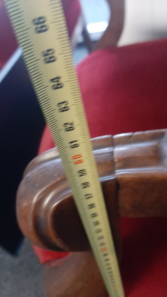 Image 1 of Set di 2 poltrone relax in velluto rosso Louis Philippe Voltaire con struttura in legno di noce.