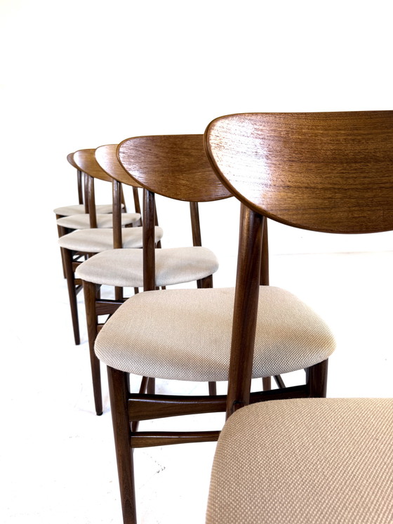 Image 1 of 6 chaises de salle à manger danoises restaurées des années 60