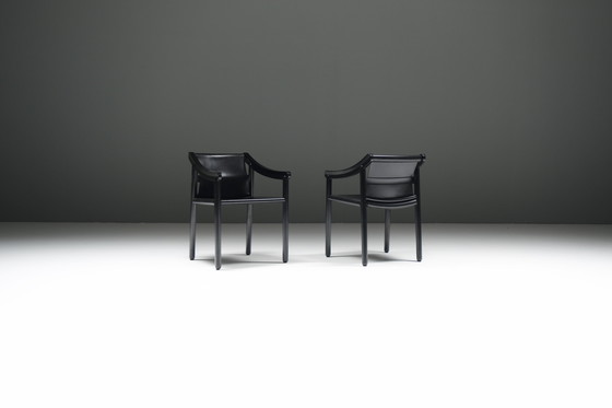 Image 1 of Superbe ensemble de 6 fauteuils '905' en cuir noir par Vico Magistretti pour Cassina