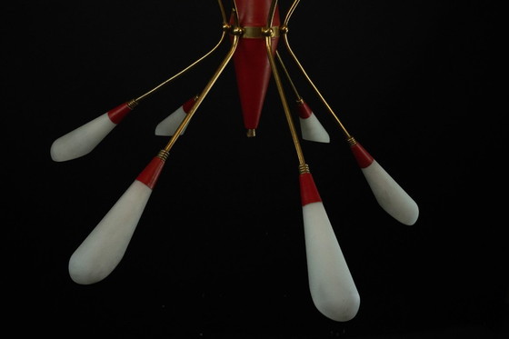 Image 1 of Araña de 12 luces de mediados de siglo a la manera de Stilnovo. Italia años 50