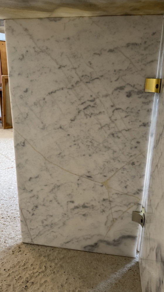 Image 1 of Tavolo da pranzo ottagonale in marmo