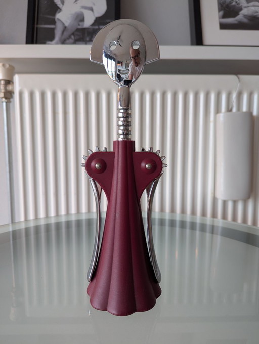 Sacacorchos Alessi “Anna G.” – Diseño de Alessandro Mendini – Rojo baya – Italia