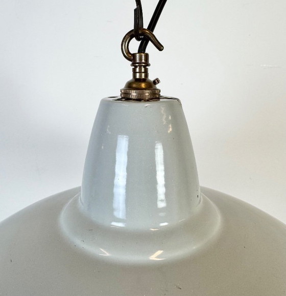 Image 1 of Lámpara colgante industrial de esmalte gris de Thorlux, década de 1960