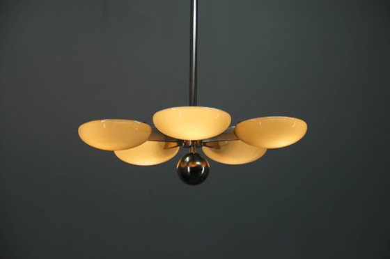 Image 1 of Uitzonderlijke Art Deco functionalistische kroonluchter met vernikkelde afwerking, jaren 1930