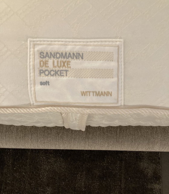 Image 1 of Wittmann Joyce Niche bed with Sandmann De Luxe Pocket mattresses