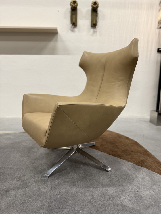 Image 1 of Fauteuil Relax Design on Stock Nosto avec pouf BimBom en cuir Loxton