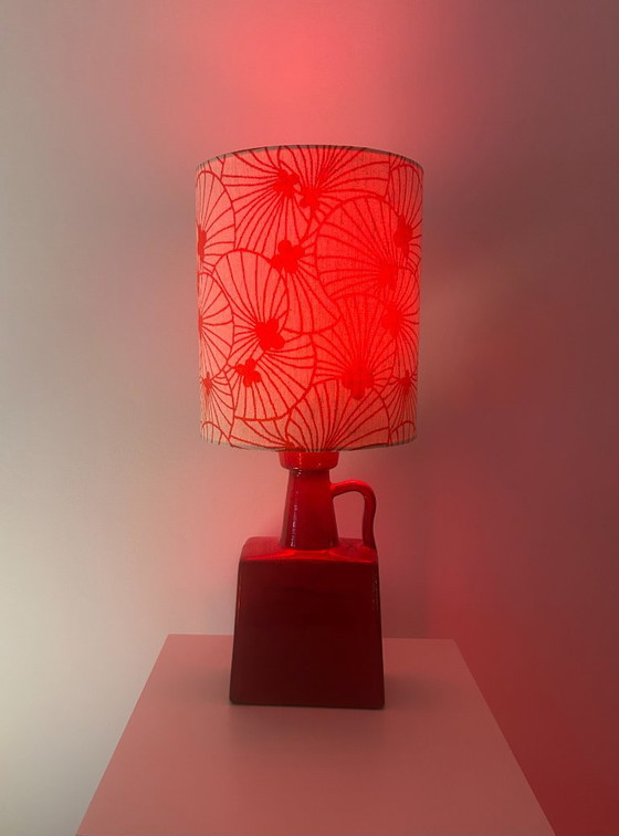 Image 1 of Außergewöhnliche Vasenlampe aus seltener Marei-Kaminvase – kabellose Akzentlampe mit japanischem Stoffschirm