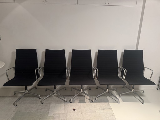 9 sillas de oficina/reunión Vitra Charles Eames