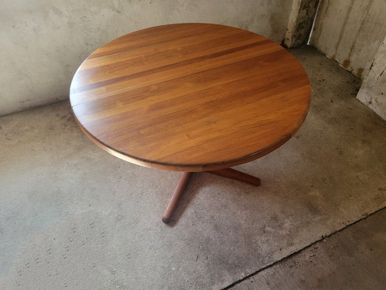 Image 1 of Vintage extendable round dining table in teak, Denmark 1960