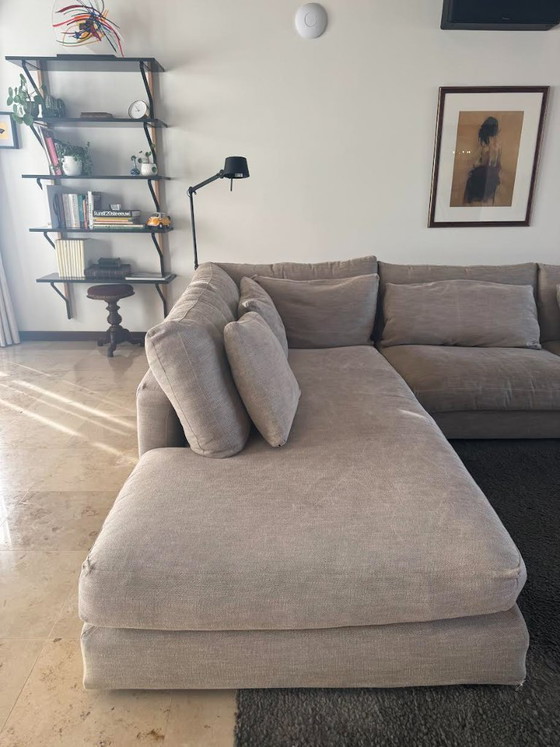 Image 1 of Linteloo bank met lounge-gedeelte