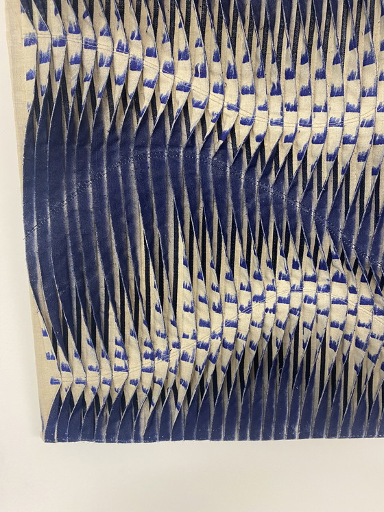 Image 1 of Table Sculpture Art Textiles Ref FLOT