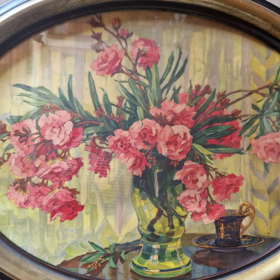 Image 1 of Stampa antica in cornice ovale dietro vetro dipinto floreale