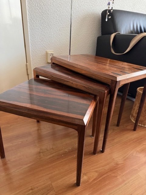 Image 1 of Set scandinavische vintage palissander houten bijzettafels