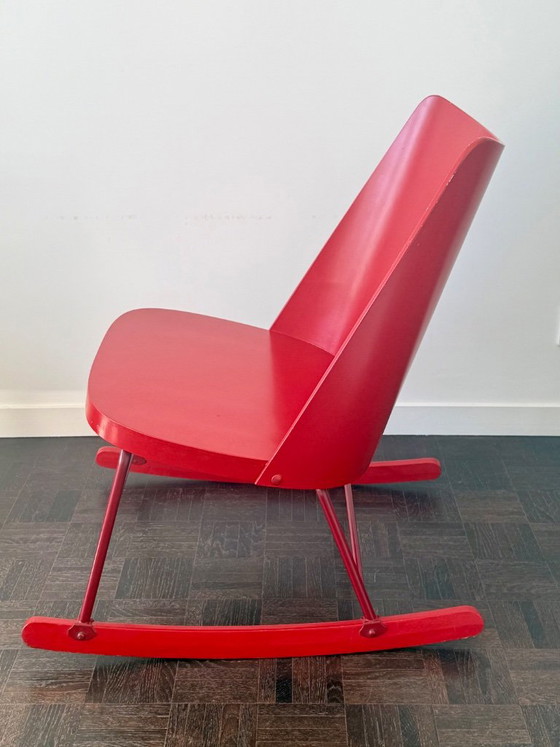 THONET vintage Rocking Chair 1955 – Metal, Wood (photo 8 of 18)