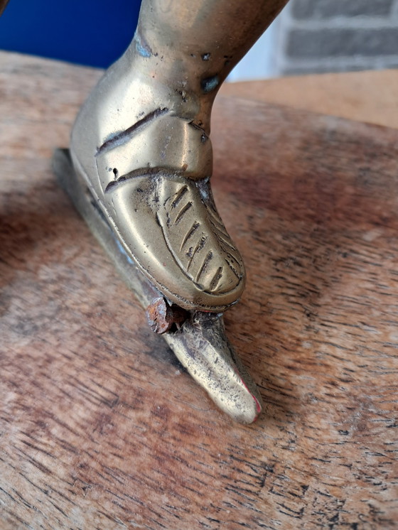 Image 1 of 2 Bronzen beelden van schaatsers 28 en 17 cm hoog