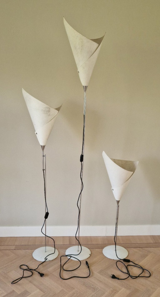 Set di 3 lampade da terra vintage Calla, Marcello Cuneo, Valenti, design italiano, anni '70 – vloerlampen, Metal, Paper