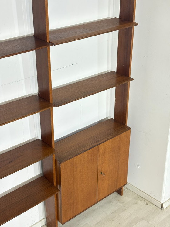 Modulares Mid-Century Wandregal von interna / Teak-Regalsystem 60er Jahre – Wood (photo 17 of 21)