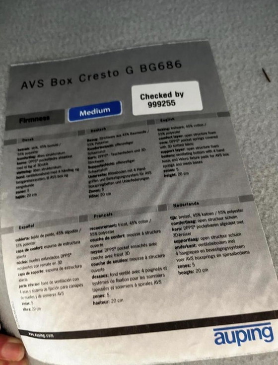 Image 1 of Rete a molle completamente elettrica Auping Kiruna con 2 motori, testiera, materassi e topper inclusi.