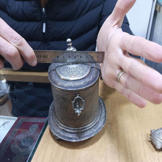 Image 1 of Zeldzaam, met de hand gebeiteld Marokkaans zilveren meesterwerk uit de 19e eeuw (650 g)