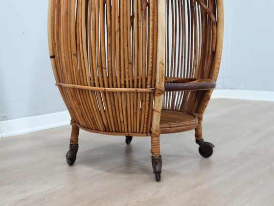 Image 1 of Carrito de bar italiano de ratán de estilo moderno de mediados de siglo, década de 1960.