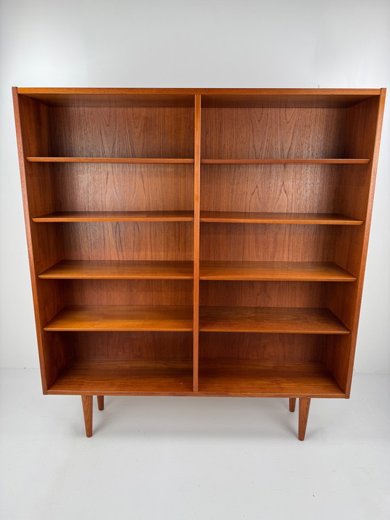 Image 1 of Teak Bookcase by Poul Hundevad – Danish Mid-Century Elegance