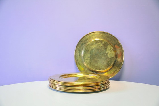 Set of 11 Vintage Brass Charger Plates – Table accessories (photo 4 of 5)
