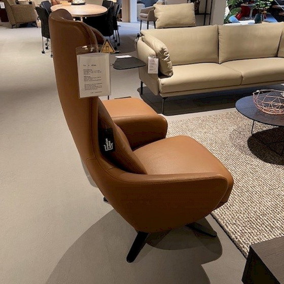 Image 1 of WEIBELWEIBEL Poltrona relax Jon con pouf