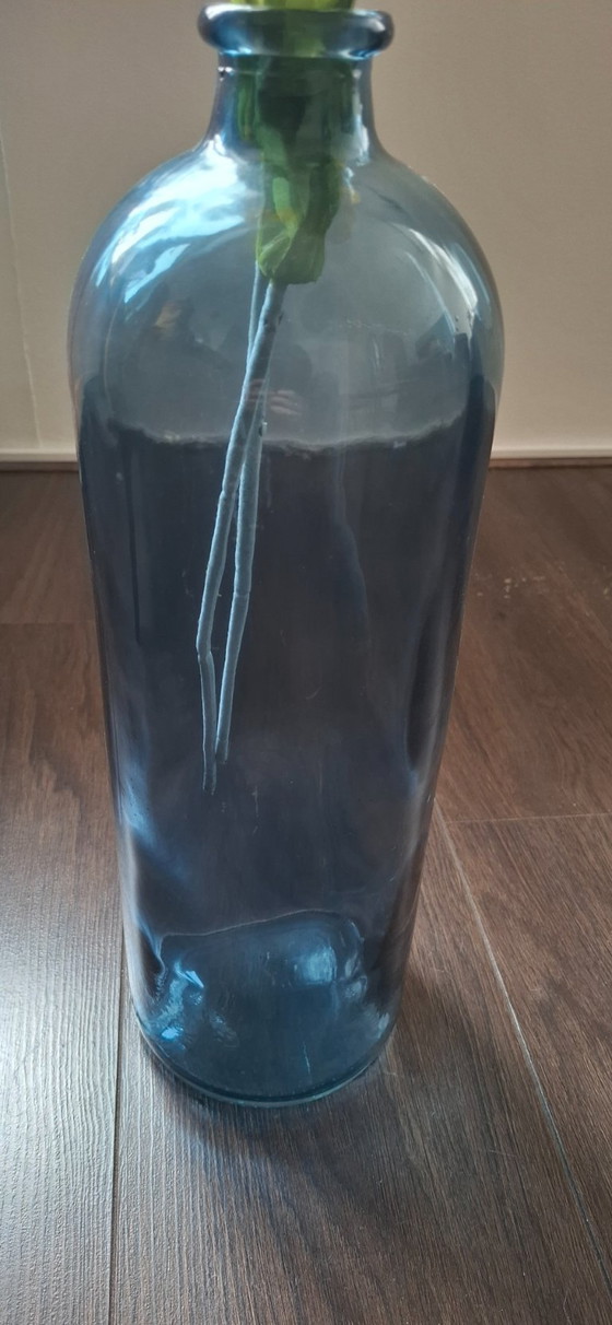 Image 1 of 2 jarrones azules