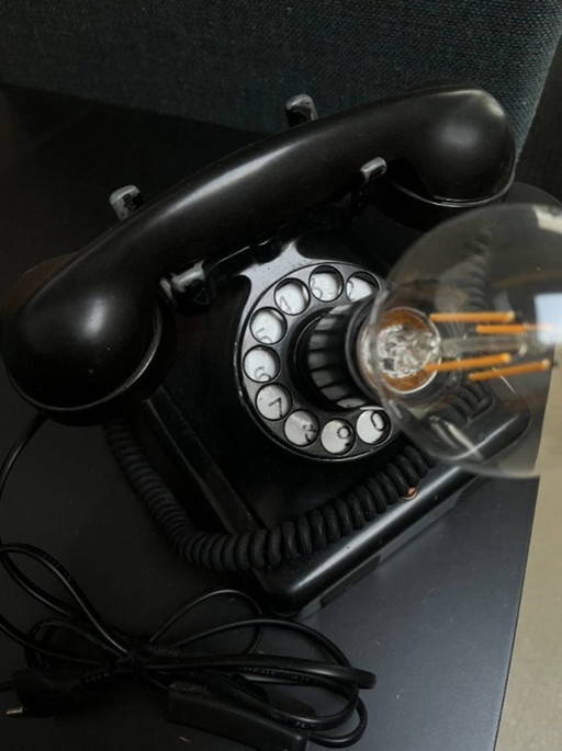 Lamp from an Old Telephone – tafellampen, Other (photo 2 of 5)