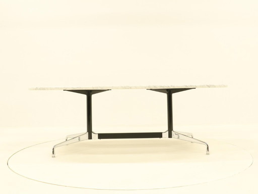 Eames Segmented Ovale Eettafel in Wit Marmer en Roestvrij Staal