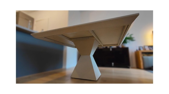 Image 1 of Design eettafel – wit gelakt hout – 150 x 150 cm