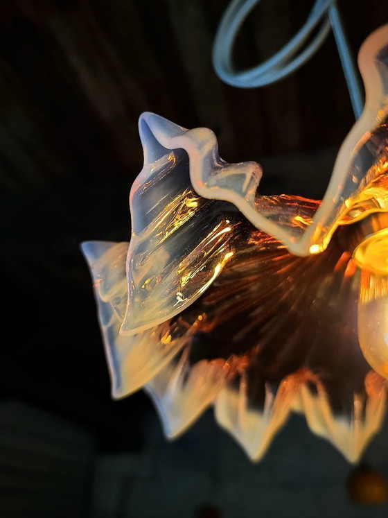 Image 1 of sospensione in vetro opalino rosa