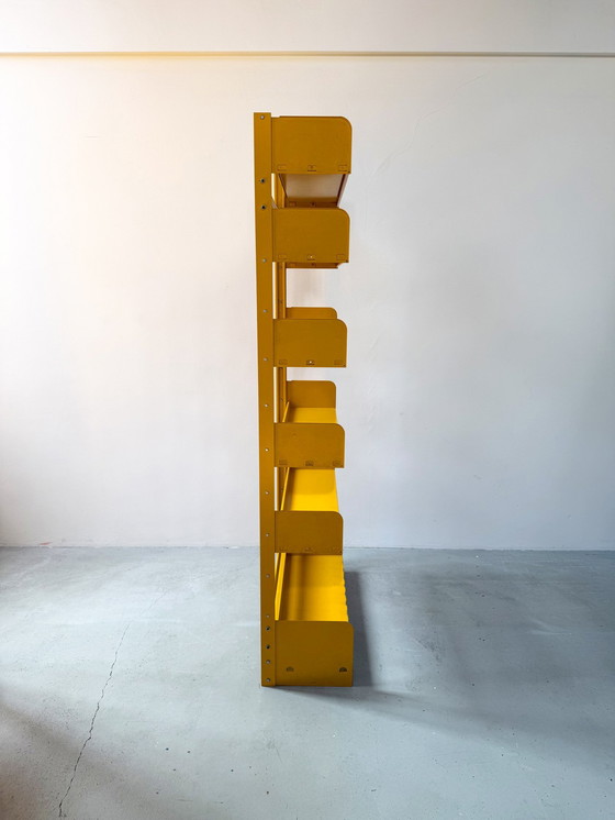 Image 1 of Bibliothèque jaune italo-néerlandaise Lips Vago « Congresso », 1968