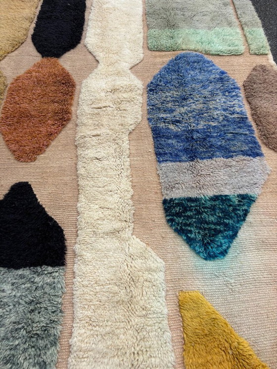 Image 1 of Handcrafted Berber wool rug, 250cm x 150cm