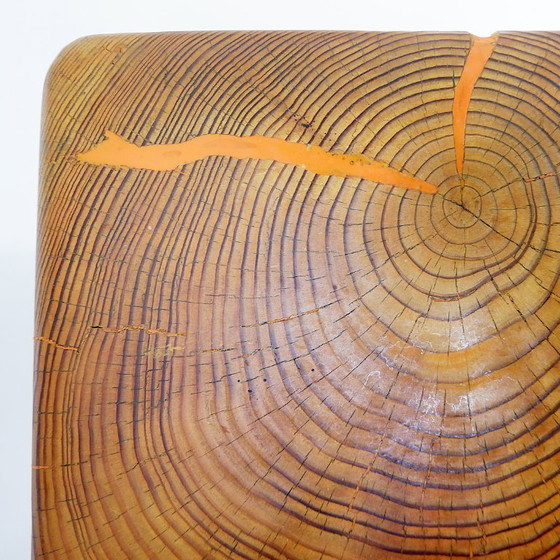 Image 1 of Sculpturale brutalistische kinderstoel van massief eikenhout, geïnspireerd op Wabi-Sabi.