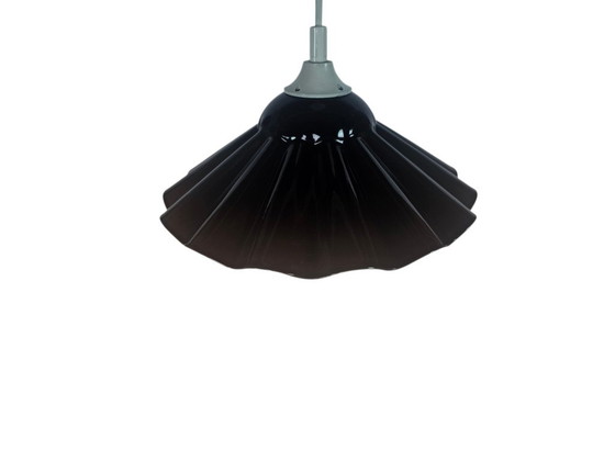 Vrieland Design - Enamel - Metal - Scalloped Edge - Red/Brown - 70s – Pendant lamps, Plastic (photo 6 of 9)