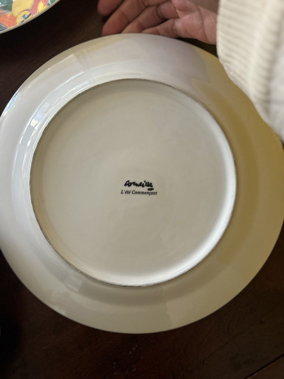 Image 1 of Corneille plates 4 large and 6 small l'ete commençant