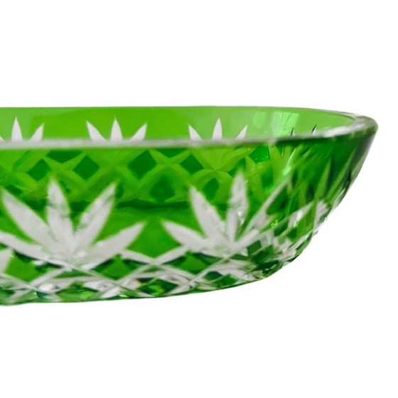 Image 1 of Ciotola in cristallo tagliato vintage verde smeraldo, anni '60